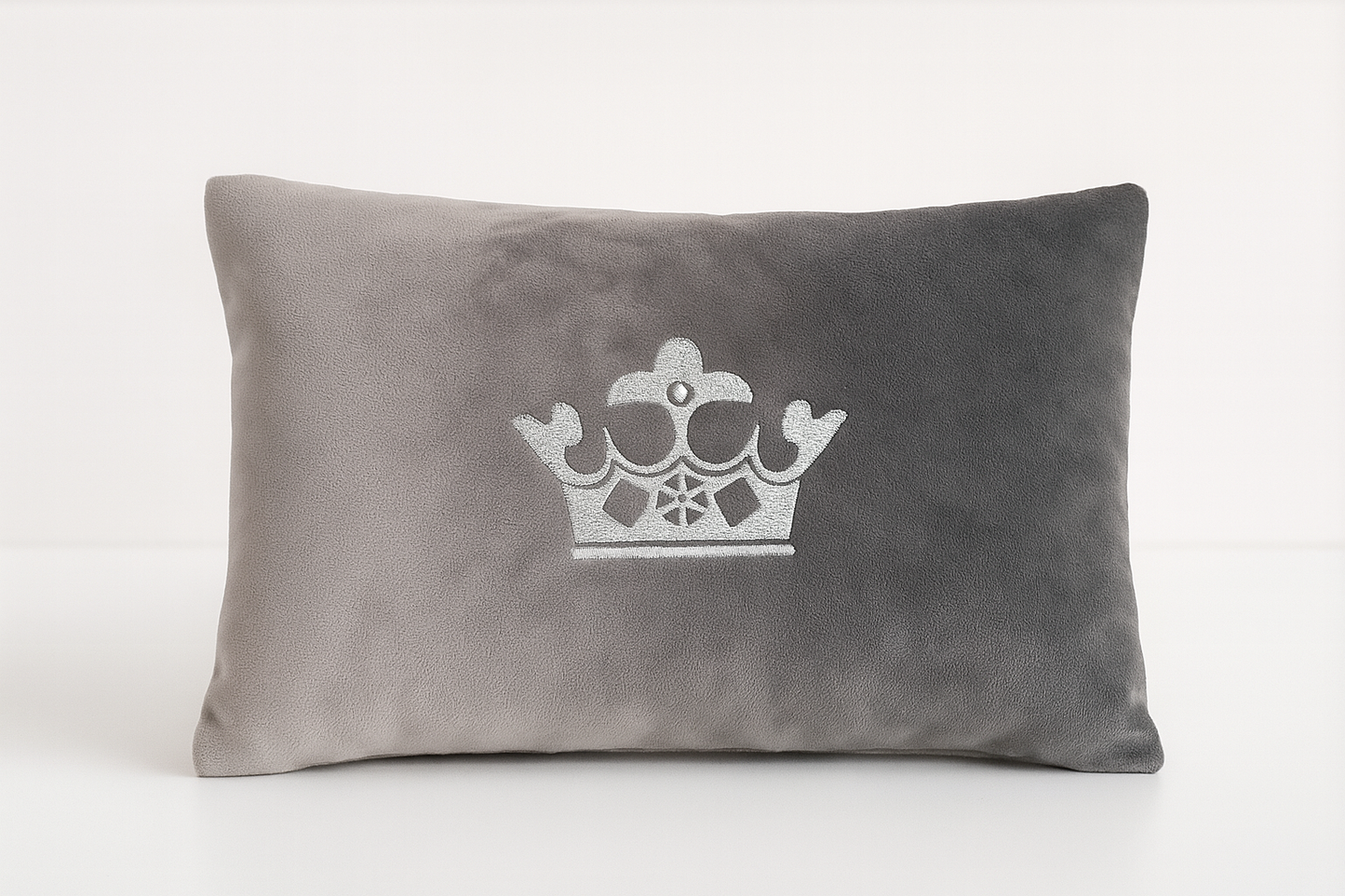 Ikonos ant guolio siuvinėjimas